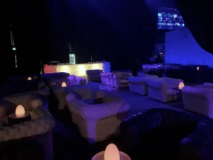 Uppblåsabara fåtöljer att hyra