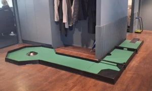 Banan går även att vinkla åt både hållen