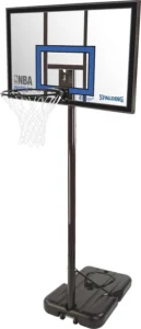 Vi har portabla basketkorgar för uthyrning