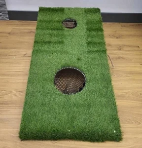 Hålbrädan till vår golf cornhole